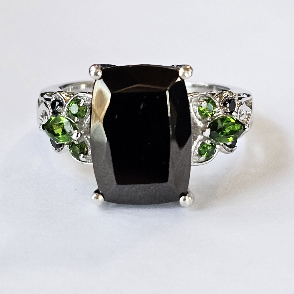 Genuine Black Spinel & Chrome Diopside Ring in Platinum /Sterling Silver Sz 8!